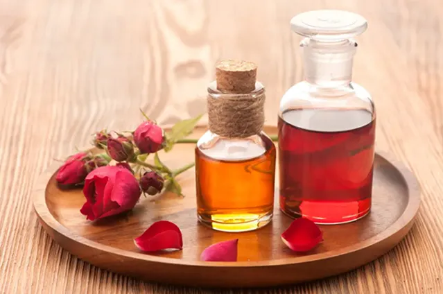 化妆品原料玫瑰纯露洋甘菊精油进口案例