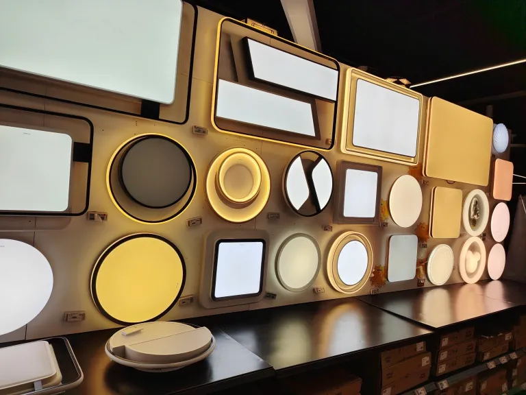 【进口案例】中国吸顶灯等灯具深圳蛇口港进口报关案例-易贸邦&集诚供应链